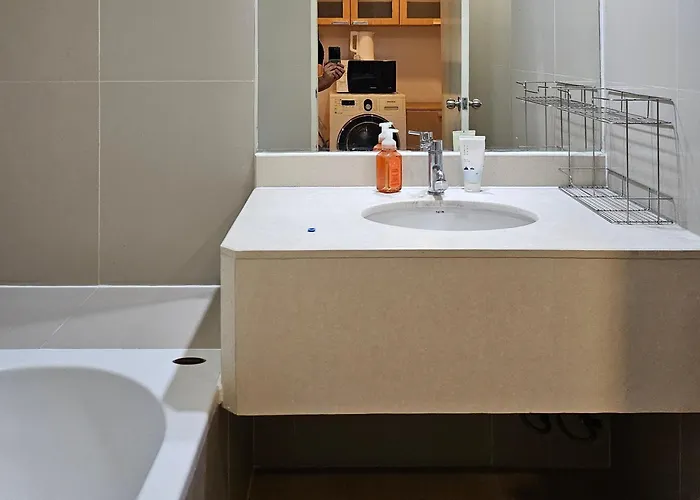 Apartment Kuma House Asoke